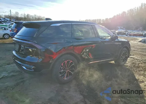 2025 Lincoln Nautilus Premiere z USA, uszkodzony, nr VIN 5LMPJ8JA4SJ909544